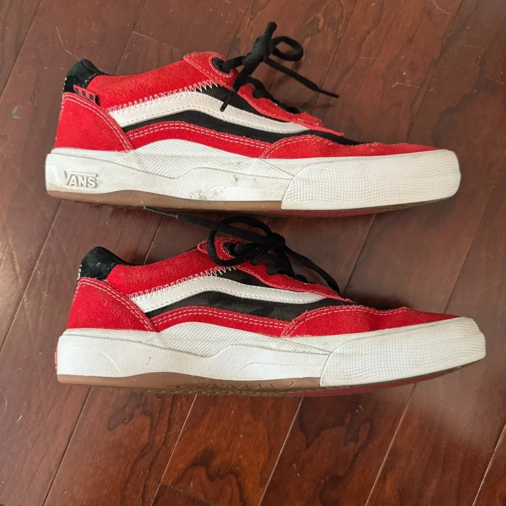 VANS Skate Old Skool Red/Black Men's 7.5 Women's 9